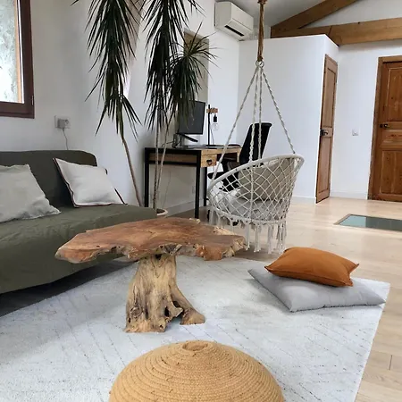 2 Bed House Sleeps 4 - Pets Ok - Pool - Fireplace * Saint-Clément